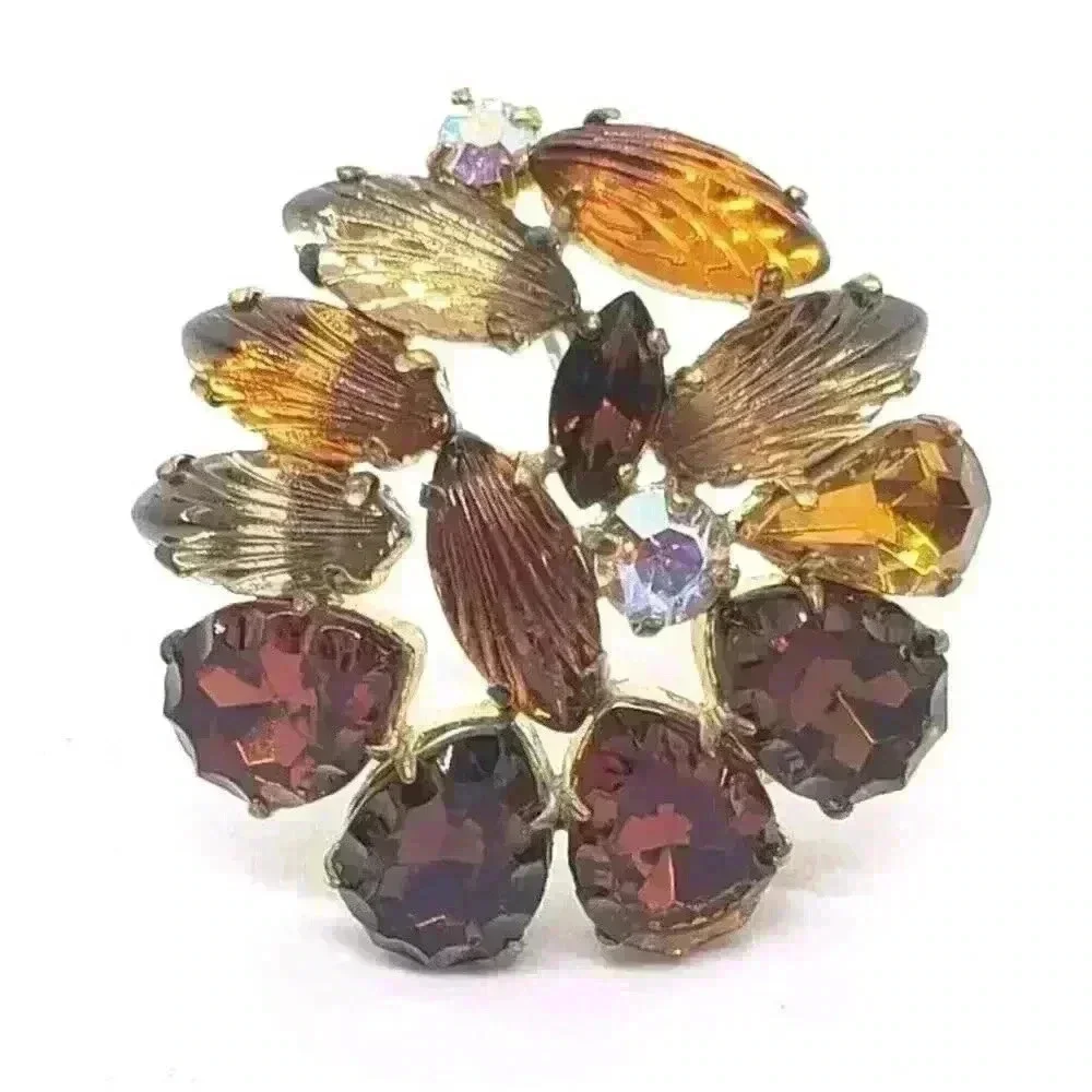 Vintage Brooch RARE Cut Scalloped Rhinestones Molded Glass Flower Gold Wash